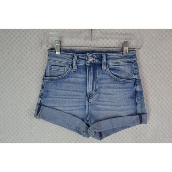 Kancan Women's 24 Kurvy Ultra High Rise Light Wash Rolled Cuff Denim Shorts - Picture 1 of 13